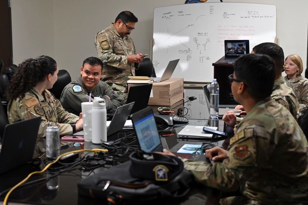 www.airandspaceforces.com