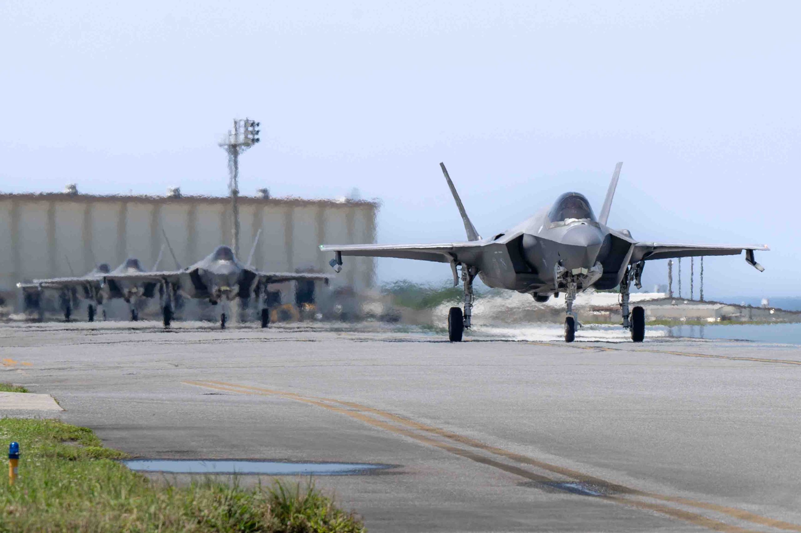 www.airandspaceforces.com