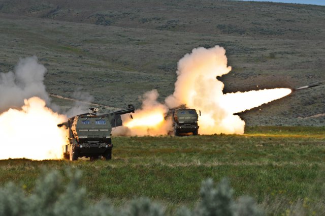 breakingdefense.com