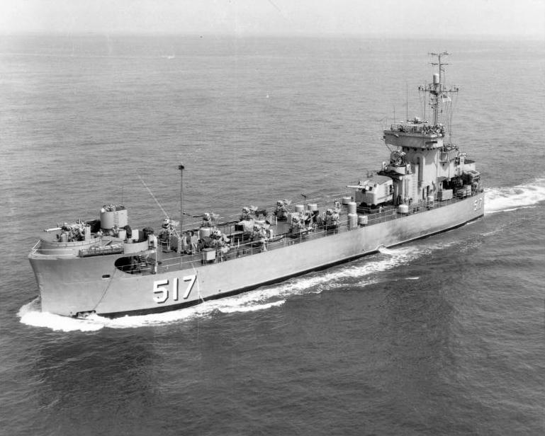 Uss_Pee_Dee_River_LSMR-517.jpg