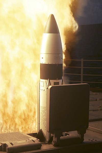 400px-Standard_Missile_III_SM-3_RIM-161_test_launch_04017005.jpg