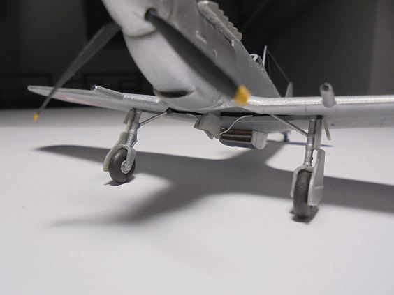 Macchi-C204-Italian-Wings-Hasegawa-Lower-Left-Front-Detail.jpg