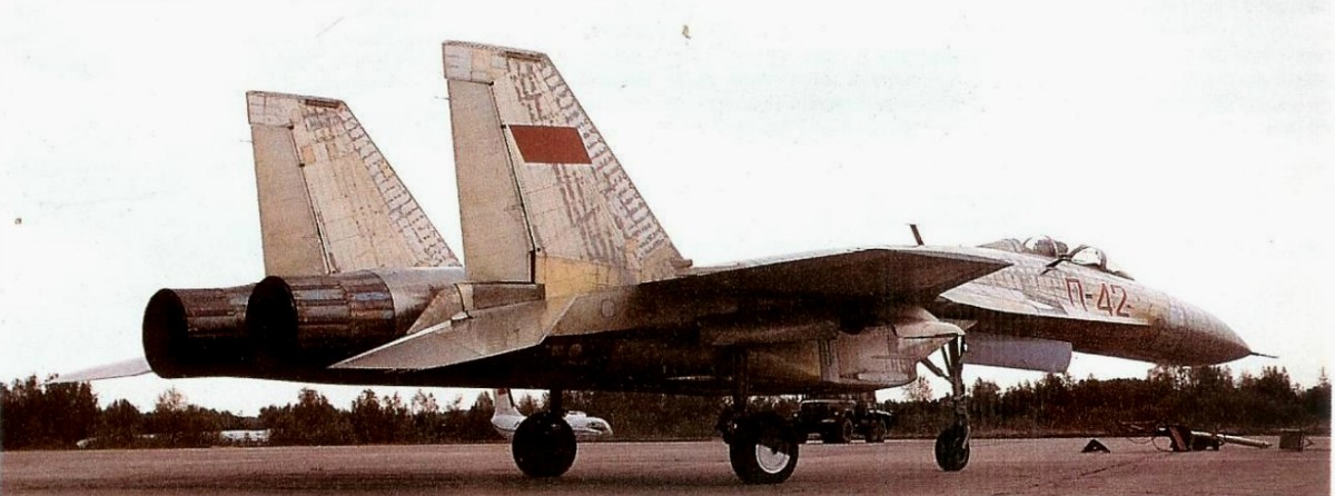 sukhoi-p-42-141.jpg