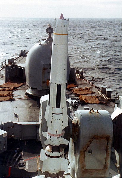 411px-Sea_Dart_missile_HMS_Cardiff_1982.JPG