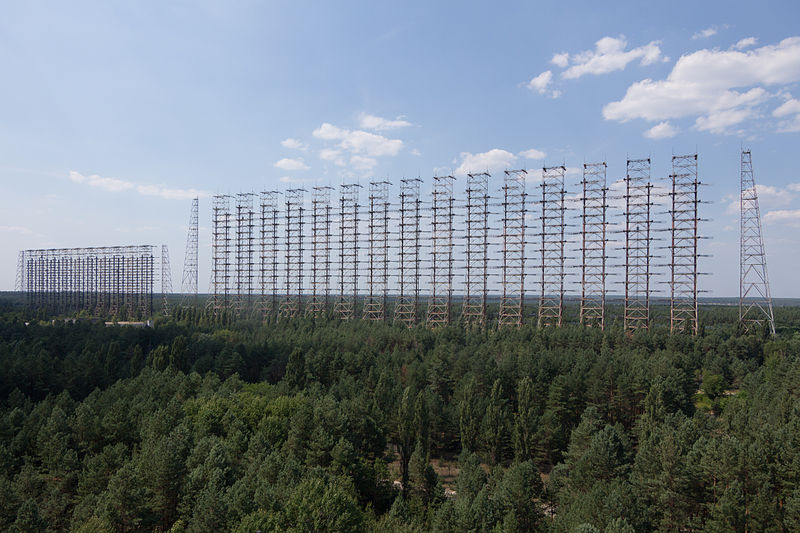 800px-DUGA_Radar_Array_near_Chernobyl%2C_Ukraine_2014.jpg