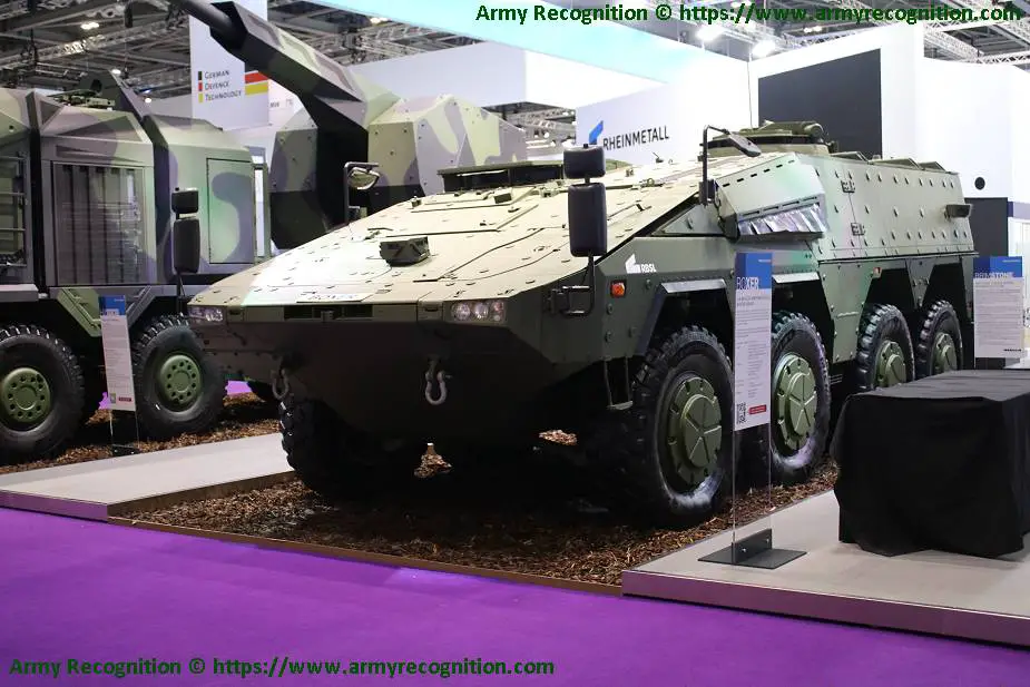 Rheinmetall_and_RBSL_unveil_mortar_version_of_Boxer_8x8_armored_vehicle_925_001.jpg
